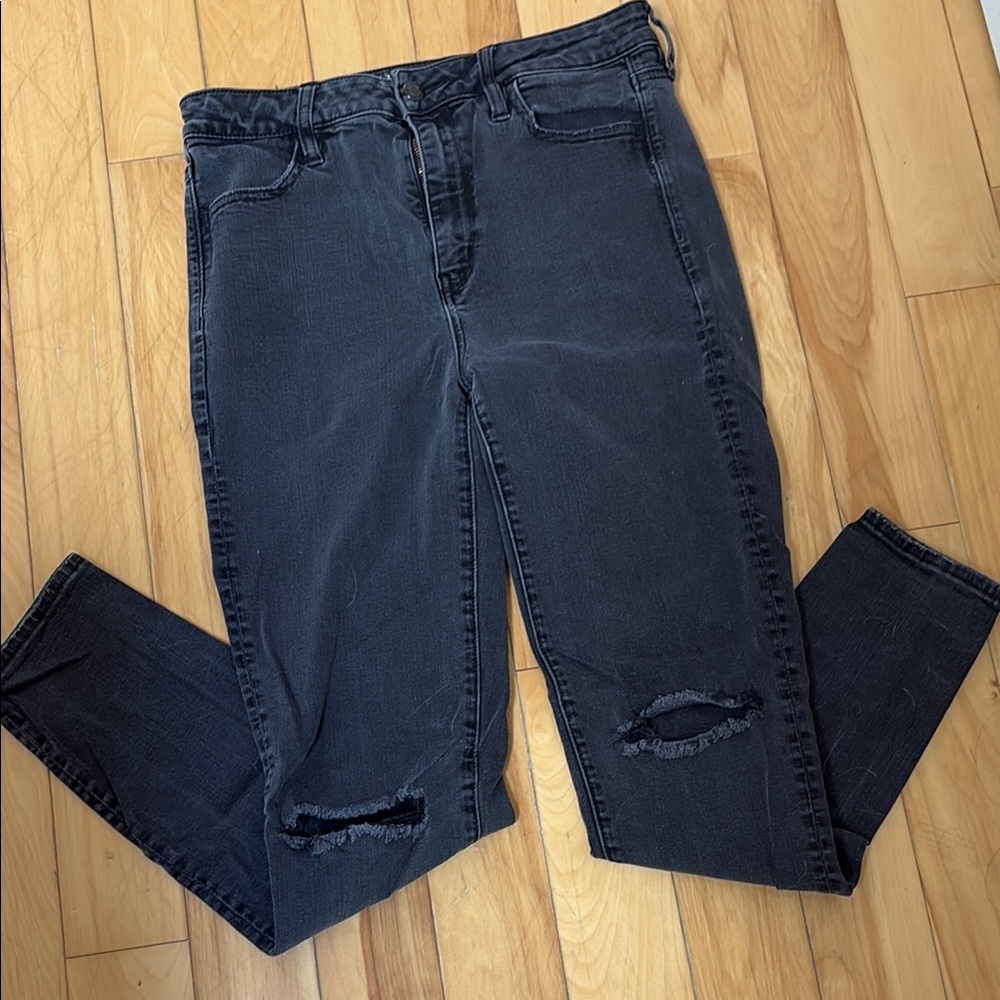 American Eagle Outfitters Black Skinny Jeans with Distressed Details​